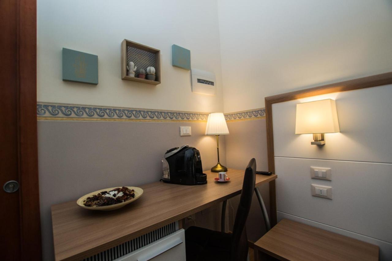 B&B Al Viale フォッジア エクステリア 写真